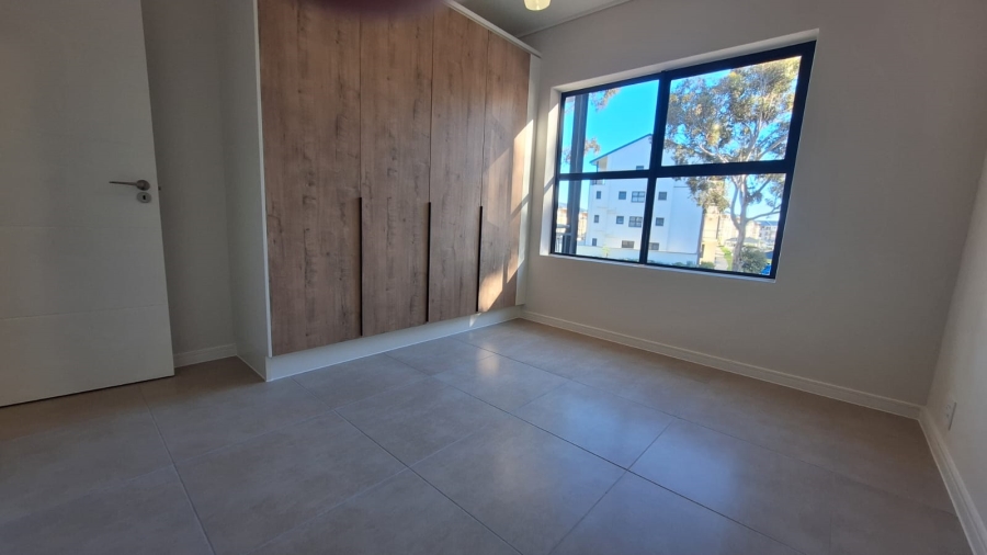 1 Bedroom Property for Sale in Cape Farms Western Cape